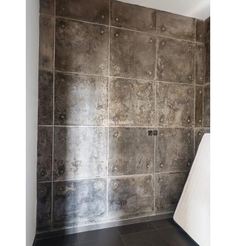 Dijual Rumah 2 Lantai, LT. 194m2, LB. 210m2, SHM, Posisi Hook di Kadirojo, Kalasan, Sleman - Yogyakarta