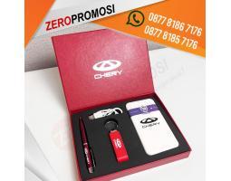 Produsen Souvenir Gift Set, Kode 310, 3IN1 Pulpen, Flashdisk, Powerbank - Tangerang