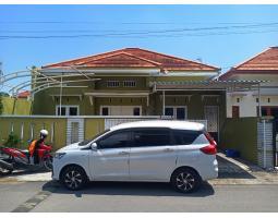 Dijual Rumah 154 Hook Cantik Strategis Sumber Solo Lebar Jalan 10 Meter - Surakarta