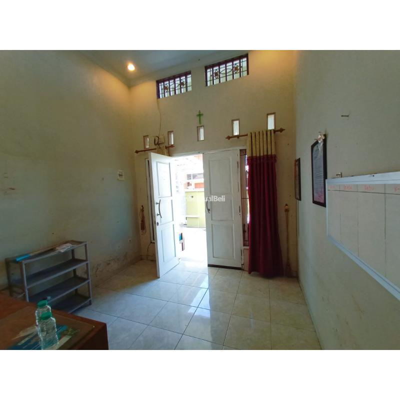 Dijual Rumah 154 Hook Cantik Strategis Sumber Solo Lebar Jalan 10 Meter - Surakarta