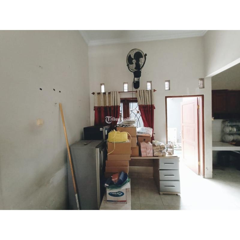 Dijual Rumah 154 Hook Cantik Strategis Sumber Solo Lebar Jalan 10 Meter - Surakarta