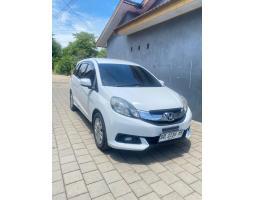 Mobil Bekas Honda Mobilio E Manual 2014 - Makassar