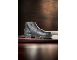 Sepatu Kualitas Terbaik Harga Terjangkau Warna Hitam - Sorong