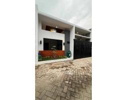 Dijual Rumah Baru Full Furnished Tipe 87 2KT 1KM SHM - Malang 