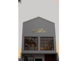 Dijual Villa, Lt. 153m2, Lb. 120m2, Shm, Private Pool, 2 Lantai, 6 menit SD Bias Palagan, Di Palagan, Ngaglik, Sleman - Yogyakarta,