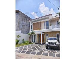Dijual Rumah Mewah 2 Lantai, 5 Menit Dari Sleman City Hall - Sleman
