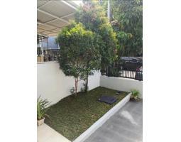 Dijual Rumah 2 Lantai, LT. 108m2, LB. 125m2, SHM, City Resort Cluster Malibu - Jakarta Barat