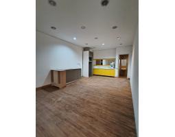 Dijual Ruko Exclusive, LT. 75m2, LB. 375m2, HGB, Hadap Selatan, 5 Lantai, PIK - Jakarta Utara