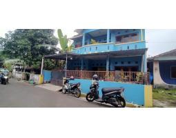 Dijual Rumah 2 Lantai, LT. 150m2, LB. 280m2, SHM, Hadap Utara, dekat Jalan Raya, Murah, Malangjiwan, Colomadu - Karanganyar