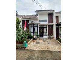 Dijual Lokasi Strategis, Rumah Hanya Selangkah Ke Pusat Perbelanjaan Dan Pasar - Bogor