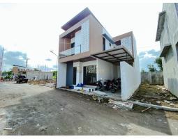 Dijual Rumah di Ngaglik 2 Lantai Tipe 72 3KT 2KM SHM - Malang 
