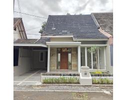 Dijual Rumah, Tipe 82, 2kt, 1km, Shm, Siap Huni, Area Perumahan, 6 Menit Ke Sleman City Hall - Yogyakarta