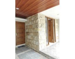 Jual Rumah Tipe 82 Siap Huni Di Perumahan, 6 Menit Ke Sleman City Hall - Sleman