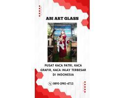 Motif Yesus Kaca Patri Grafir Inlay Gereja - Bangka Selatan