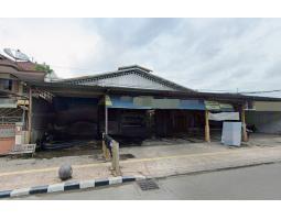 Jual Tempat Usaha 1500 m2 Siap Pakai Strategis di RA Basuni - Mojokerto