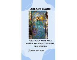 Motif Bunda Maria Kaca Patri Grafir Inlay Gereja - Belitung