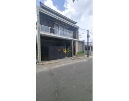 Dijual Rumah Mewah 2 Lantai Tipe 215 4KT 4KM SHM - Sleman 