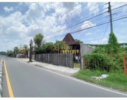 Dijual Tanah Bonus Rumah Joglo di Ringroad Selatan SHM Pekarangan - Bantul 