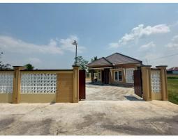 Dijual Rumah Tipe 210 4KT 2KM Legalitas SHM dan IMB - Magelang 