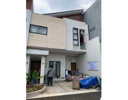 Dijual Rumah Murah 2 Lantai SHM Cash Only di Perum Mirai, Lebak Bulus - Jakarta Selatan