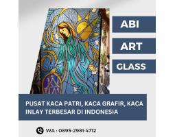 Kaca Patri Grafir Inlay Gereja Dogiyai - Mamberamo Tengah