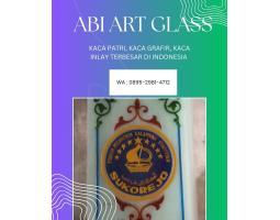 Kaca Patri Grafir Inlay Gereja Katolik - Kepulauan Aru