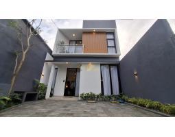 Dijual Rumah Kontemporer Dekat Dari Wisata Blue Lgoon Jogja - Sleman