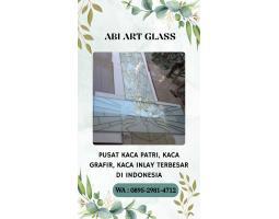 Motif Salib Kaca Patri Grafir Inlay Gereja - Bangka Tengah