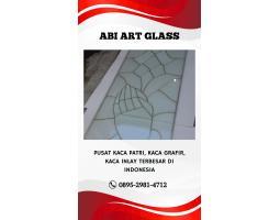Motif Salib Kaca Patri Grafir Inlay Gereja - Pangkal Pinang