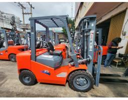 Forklift Diesel Rental - Karanganyar