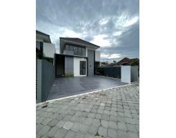 Dijual Rumah, LT. 161m2, LB. 100m2, SHM, Siap Huni, Modern, dekat Kampus UII, Sleman - Yogyakarta
