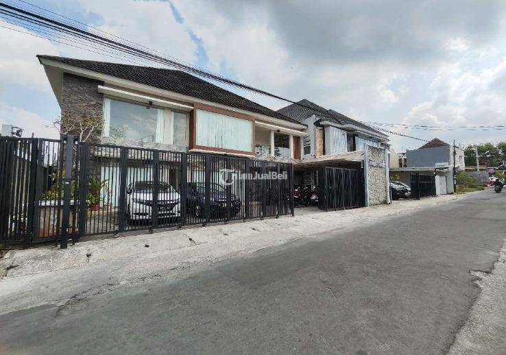 Dijual Kost Eksklusif, 2 Bangunan, 73 Kamar, HGB, Investasi Menguntungkan, Dekat Kampus UII, Sleman - Yogyakarta