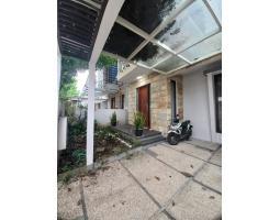 Dijual Rumah, Lt. 120m2, Lb. 134m2, Shm, Hunian Minimalis Simple, Dekat Exit Tol, Permata Jingga Suhat - Malang