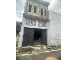 Dijual Rumah Kos, Progres Bangun, 2 Lantai, 6 Kamar, Lokasi Bunga 2 Dekat Suhat - Malang