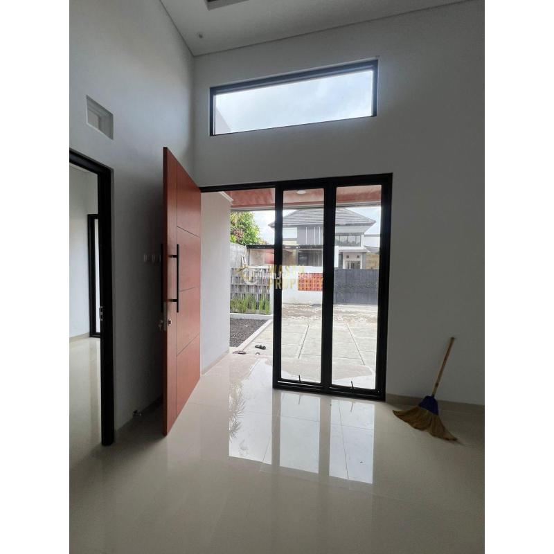 Dijual Rumah Cantik, Tipr 58, 3kt, 2km, Shm, Dekat Gereja Katolik Santo Yusuf, Di Berbah, Sleman - Yogyakarta