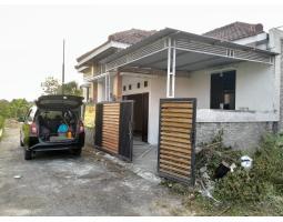 Dijual Rumah Murah, Lt. 112m2, Lb. 100m2, Shm, Hanya 6 Menit Ke RSUD Bagas Waras - Klaten