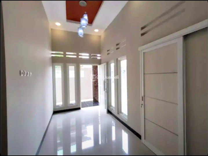 Dijual Rumah Baru Cantik Mewah Sebelah Mall Paragon Mangkubumen - Solo