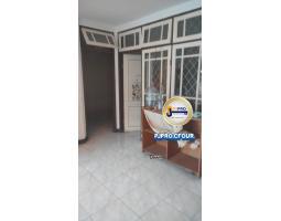 Dijual Rumah Cantik 2 Lantai 5KT 3KM Di Harapan Indah 1 - Bekasi Kota