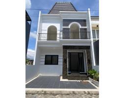 Dijual Rumah American Classic Dekat Kampus Brawijaya - Malang Kota