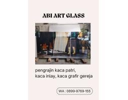 Motif Salib Kaca Patri Grafir Inlay Gereja - Batam