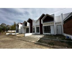 Dijual Rumah Hunian Cluster Minimalis Murah 1 Lantai 8 Menit dari Stasiun Kepanjen - Malang