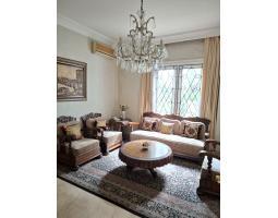 Dijual Rumah Mewah, Lt. 1026m2, Lb. 750m2, Shm, 2 Lantai, Hook, Kebayoran Baru, Full Furnish - Jakarta Selatan