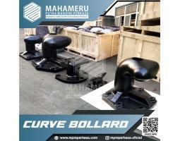 Curve Bollard Pengikat Tambat Kapal Kokoh untuk Area Dermaga - Malang
