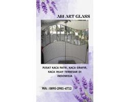 Tukang Kaca Patri Grafir Inlay Gereja - Belitung Timur