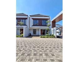 Dijual Rumah, LT. 115m2, LB. 135m2, SHM, Siap Huni, dalam Cluster, Utara Terminal Condongcatur, Sleman - Yogyakarta