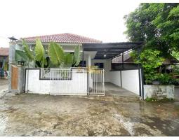 Dijual Villa, Tipe 60, 2kt, 2km, Shm, Private Pool, Fully Furnish, Hadap Selatan, Di Berbah, Sleman - Yogyakarta