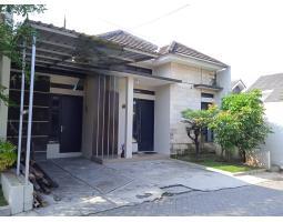 Dijual Rumah Luas 117 m2 Cluster Premium Nyaman Gentan Raya - Solo