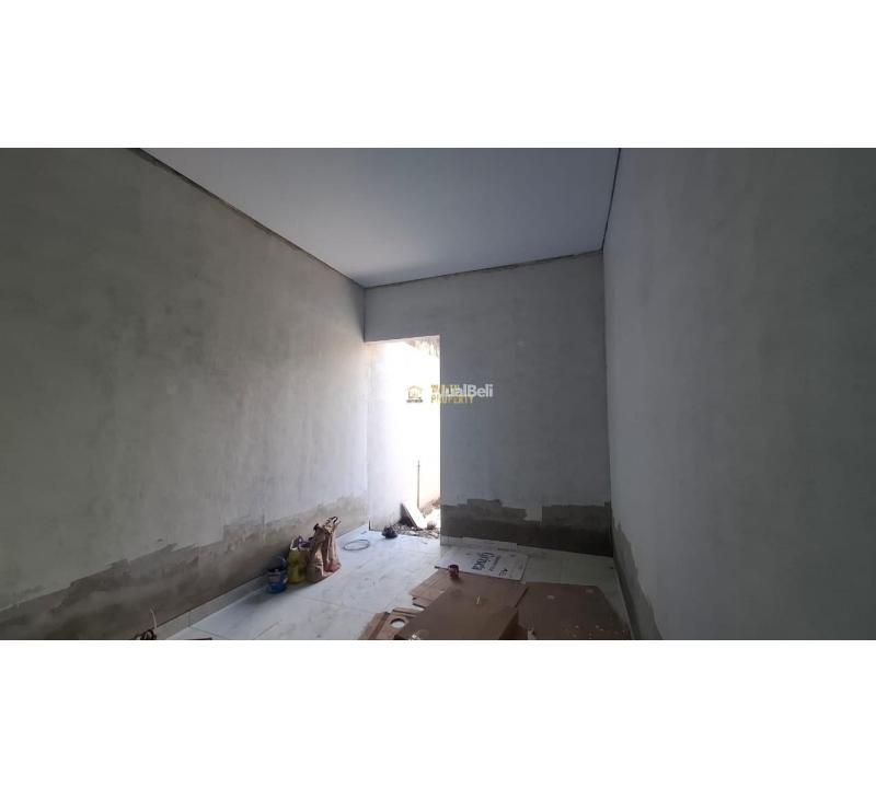 Dijual Rumah Siap Huni, Desain Modern, 10 Menit ke Kampus UPN - Sleman