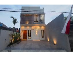 Dijual Rumah 2 Lantai Siap Huni Dekat Kampus Sanata Dharma - Sleman