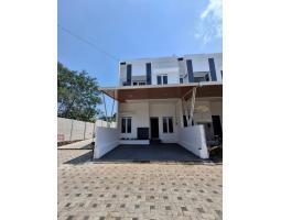 Dijual Rumah Hunian Modern Minimalis 2 Lantai Area Pakis - Malang